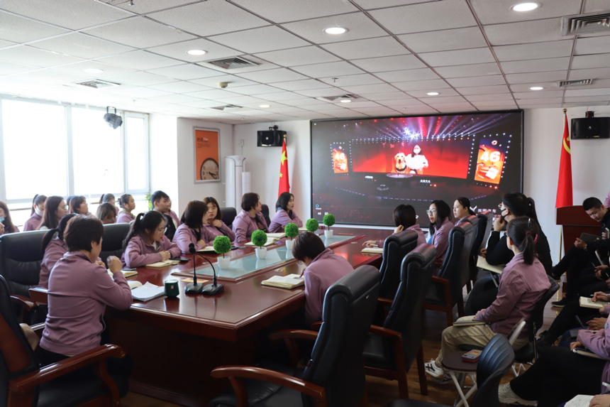 Hebei Huaming Quarterly Summary Meeting and 11th Happy Meeting was a complete success