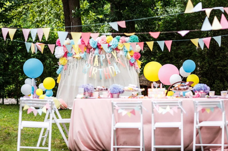 How to have the best birthday party for the least amount of money