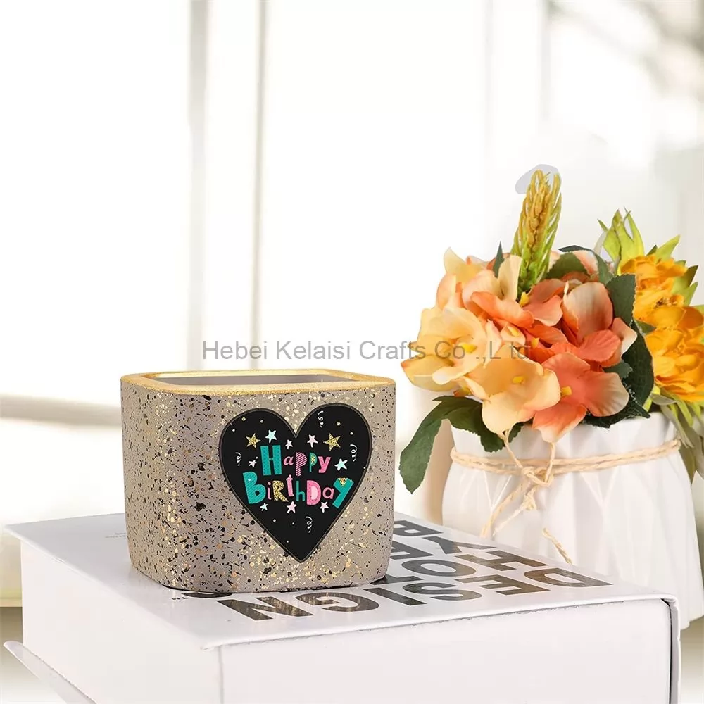 Cement Scented candle Gift Set with heart pattern